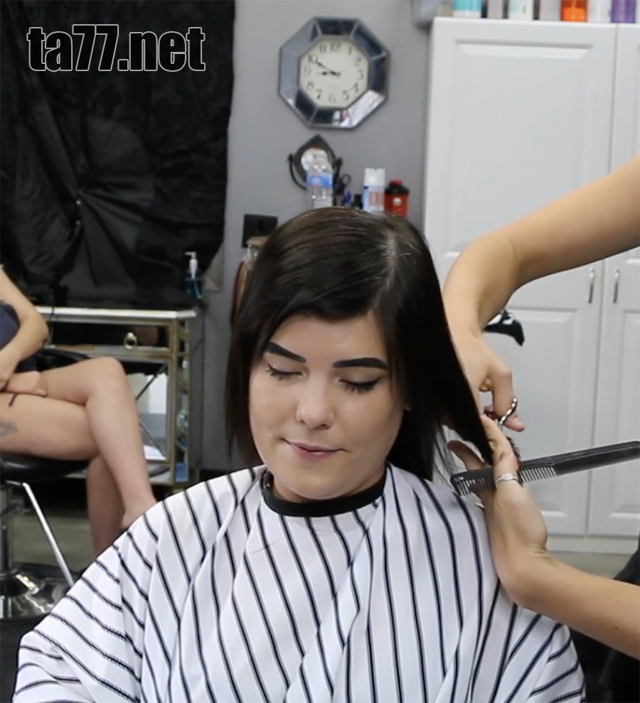 Ivy and Sam - Friends Who Shave Together